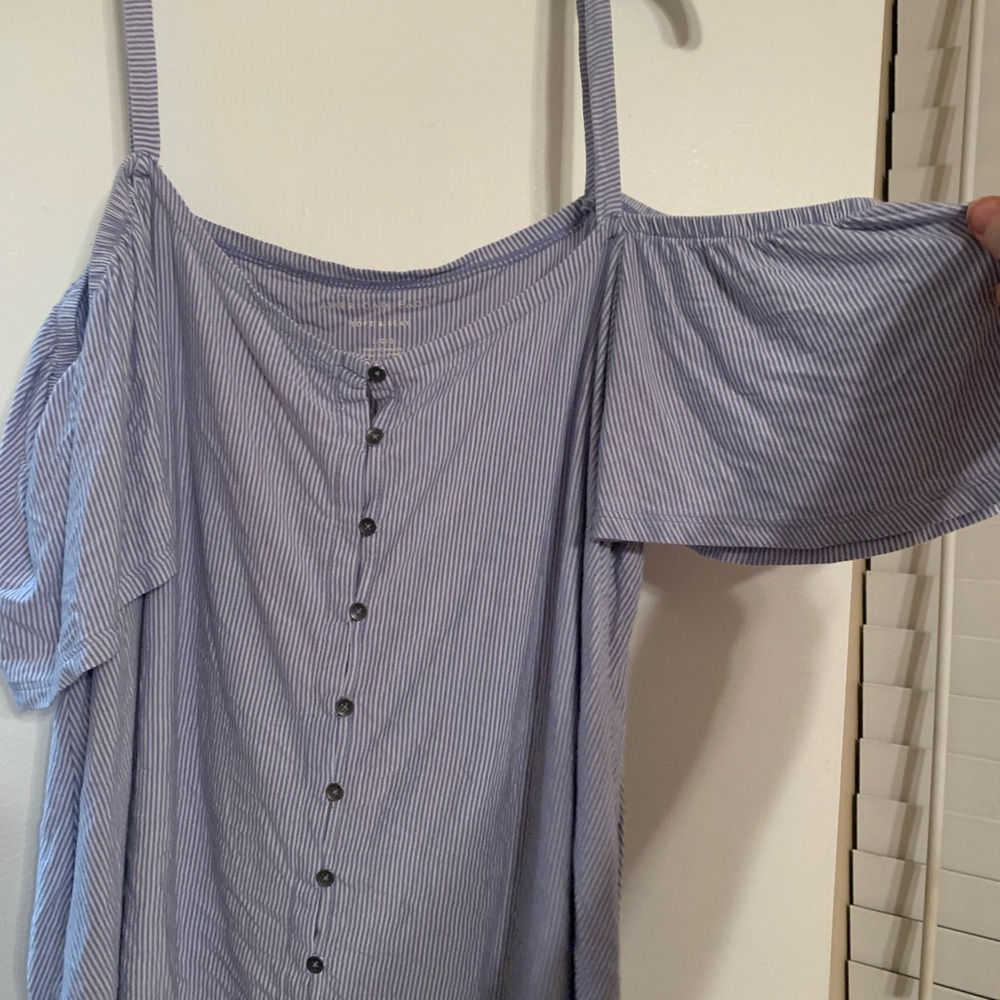 American Eagle Blue and White Striped Top Size Large L
